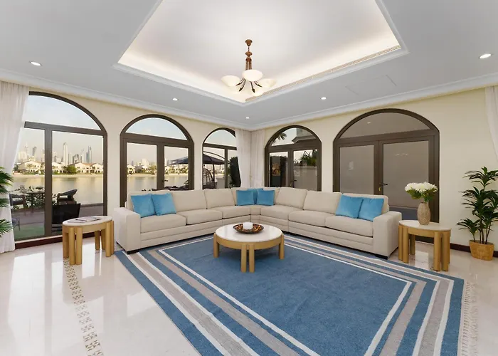 Stunning Villa With Private Pool & Beach Access